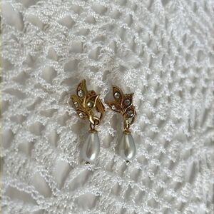 Vintage Faux Pearl Drop Clip On Gold Tone Rhinestone Leaf Earrings